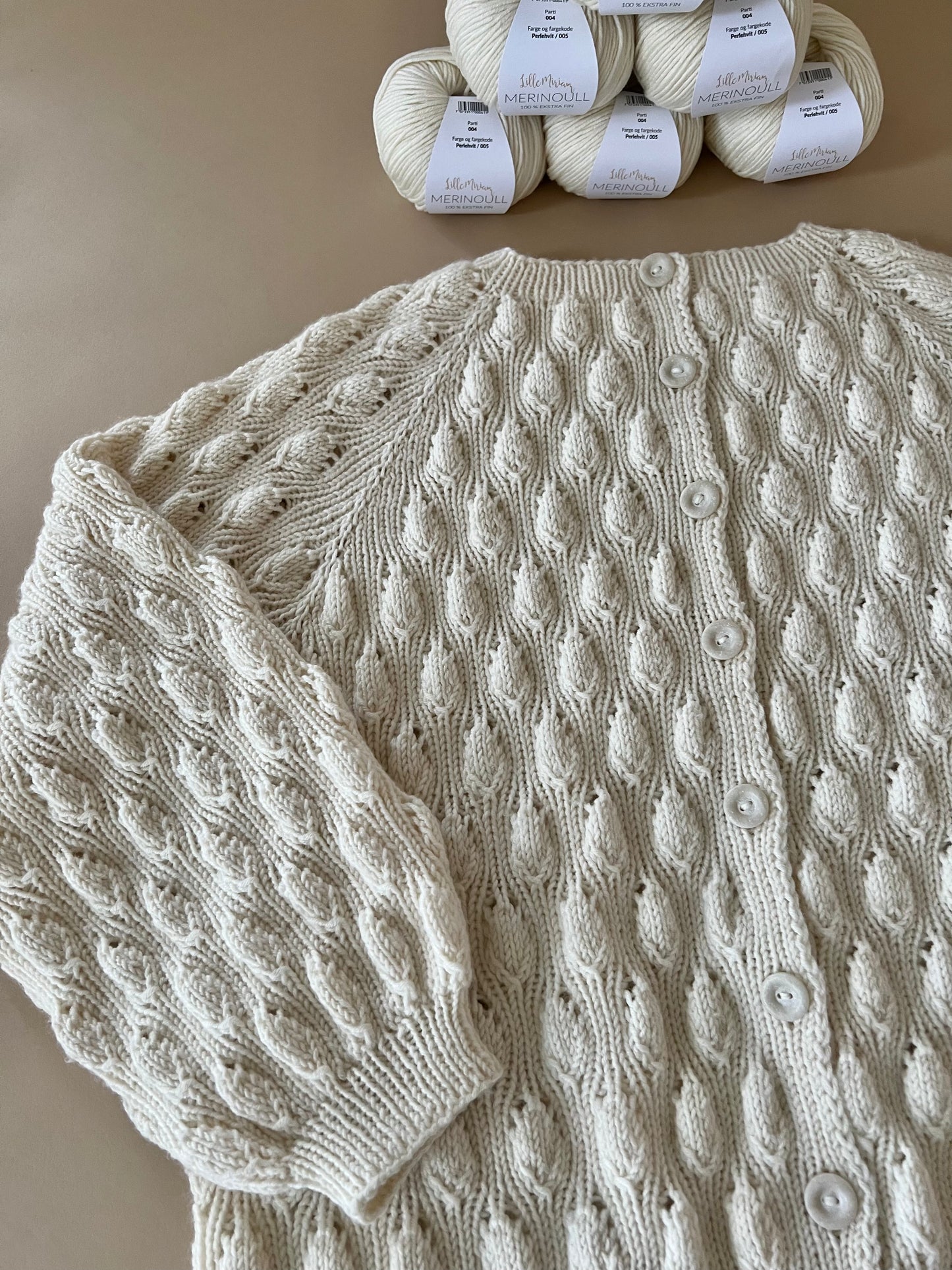 KastanjeKnop Cardigan Kvinde