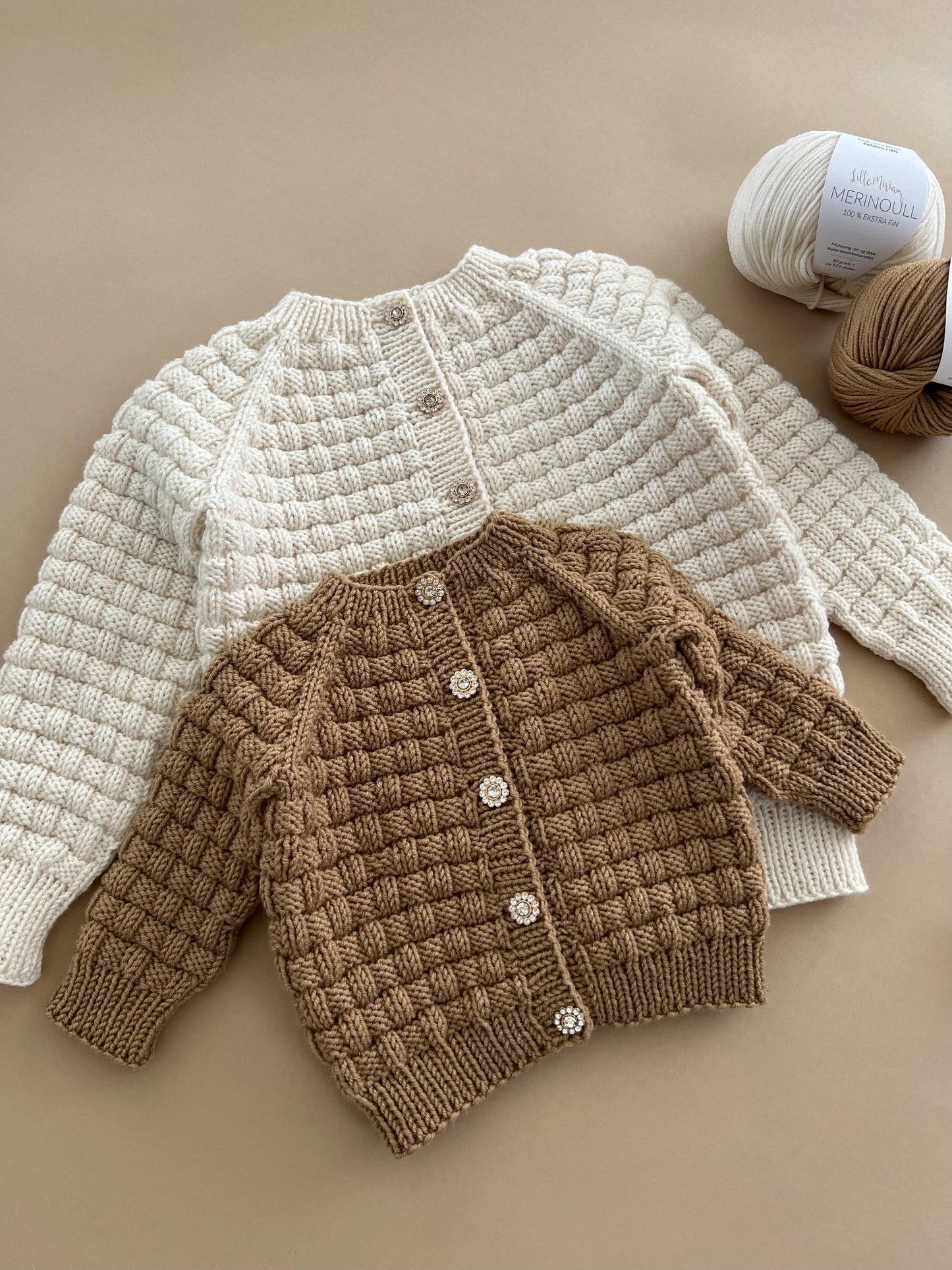 MosPude Cardigan